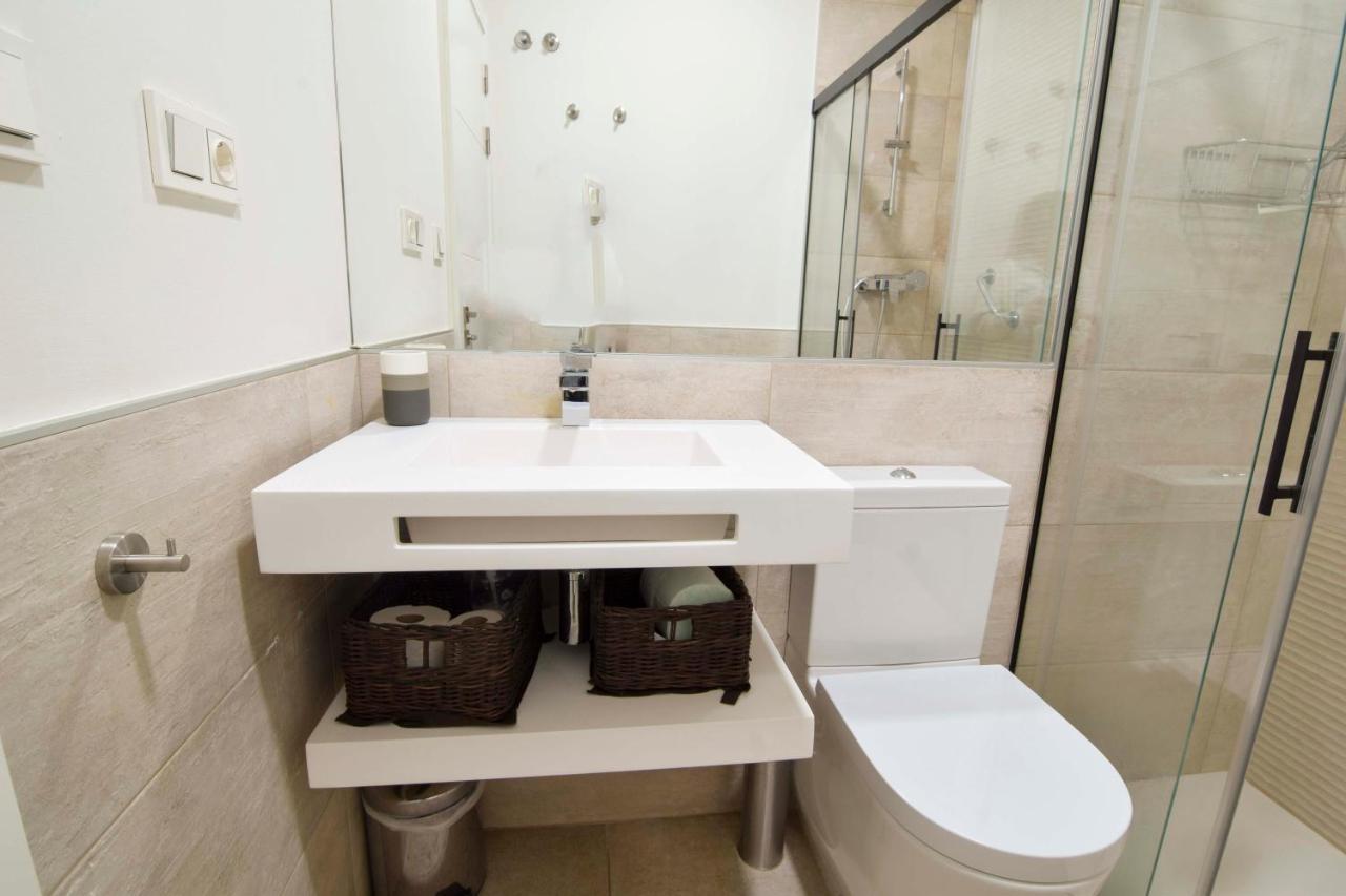 Letmalaga Plaza Del Teatro Premium Apartment Exterior photo